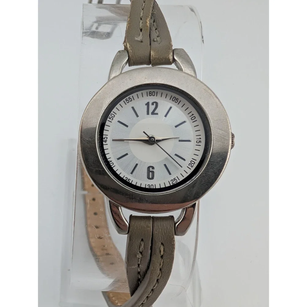 Women's Silver 27mm Watch Twisted Gray Faux Leather Band- New Battery‎
